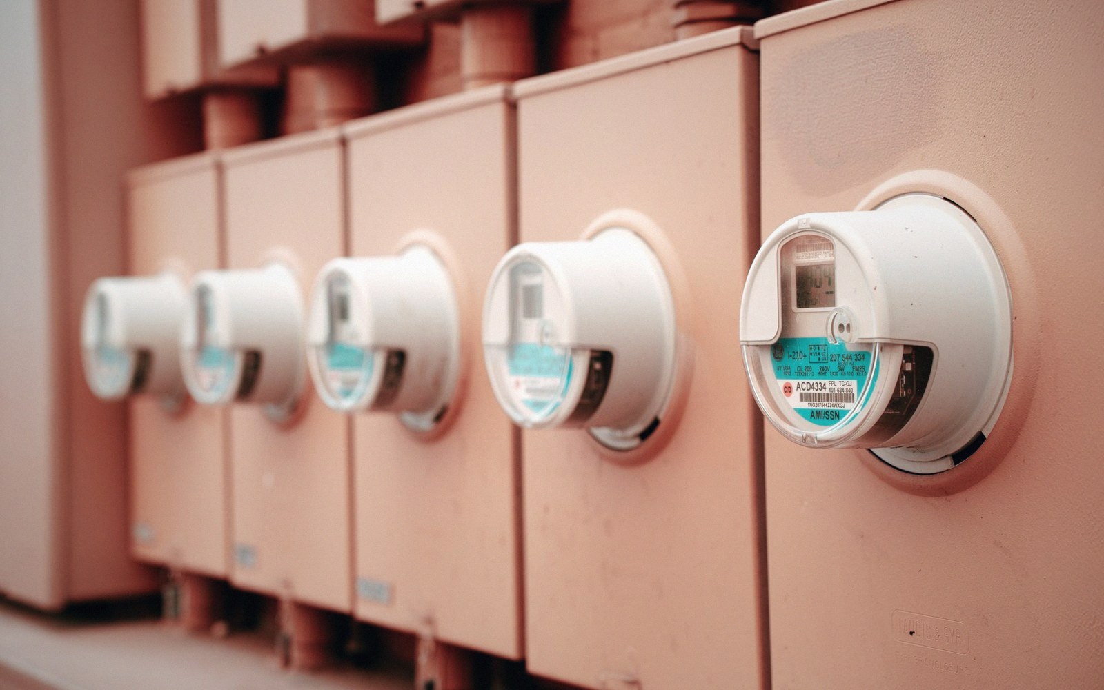 A calibration flow meter connected to tubing
